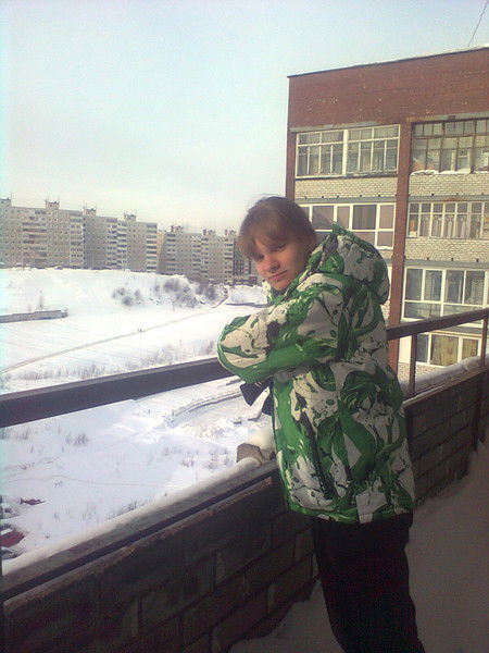 Анна Толзина