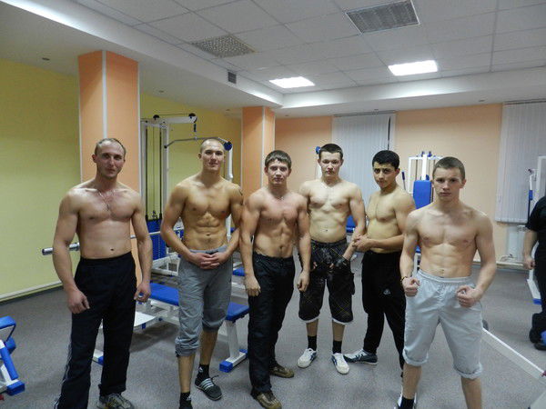 Виктор Pусаков