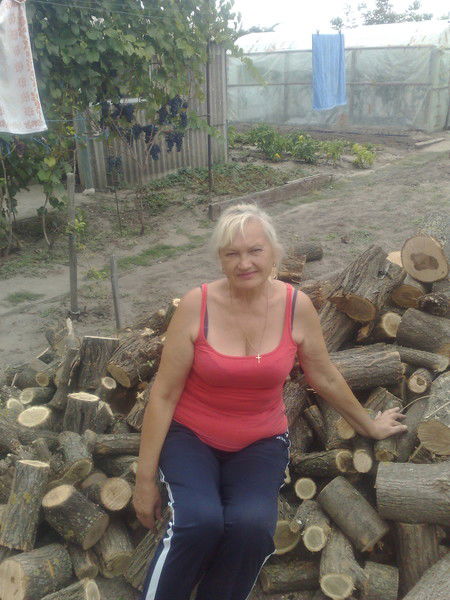 Сандра Яниогло.