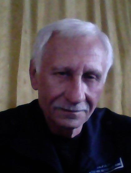 Евгений Кожухаров