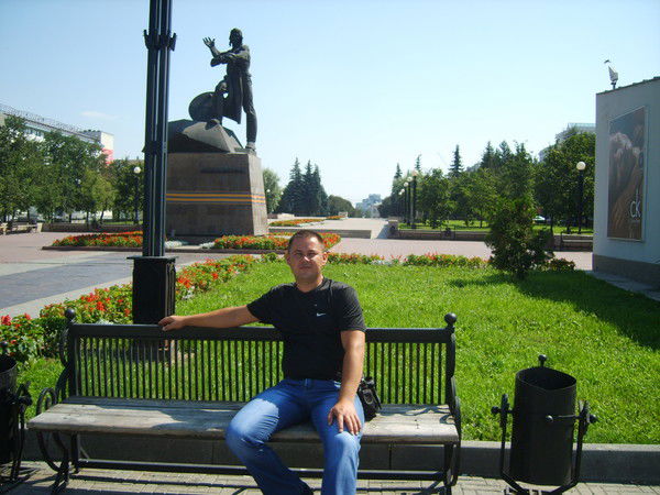 Геннадий Исаев