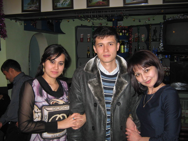 Акмал Хужимов