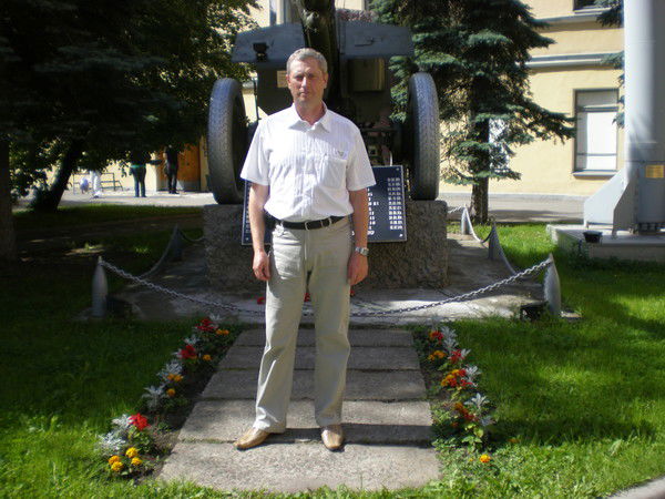 Александр Иванов