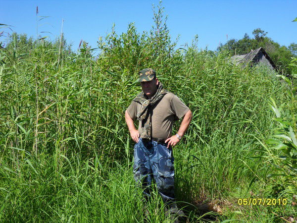 Борис Чухарев