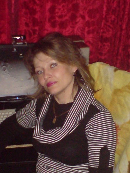 Света Островская