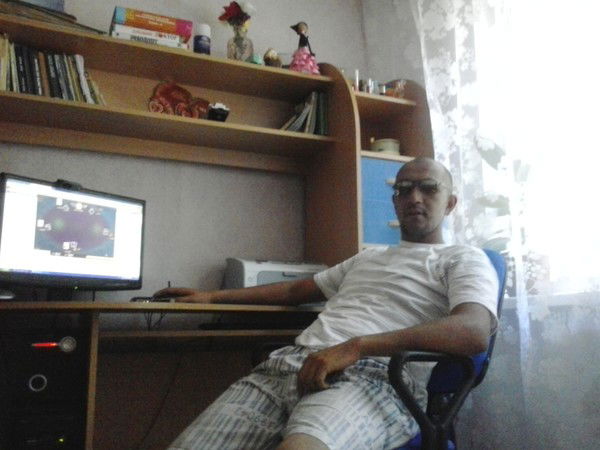 Ренат Акмалиев