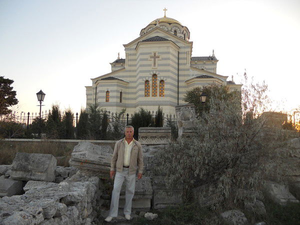 Александр Рукавицын