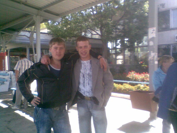 Володя Харин