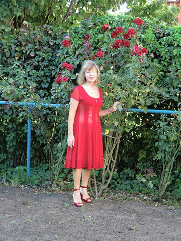 Елена Романова