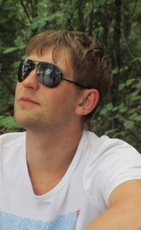 Павел Павличенко