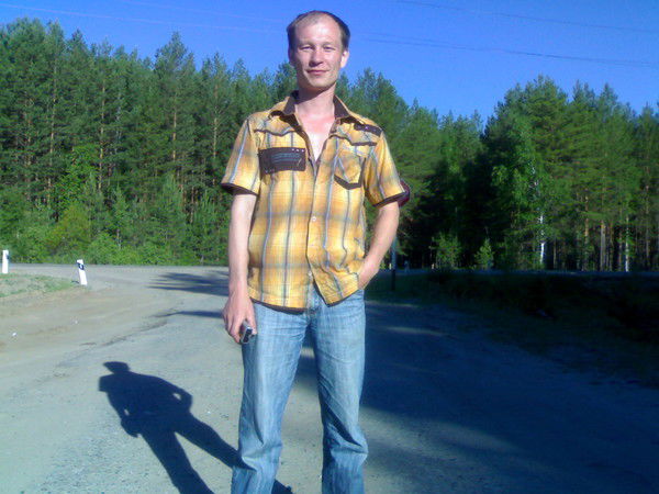 Алексей Ахин