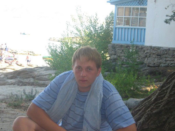 Александр Агафонов