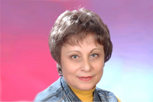 Лариса Саванькина