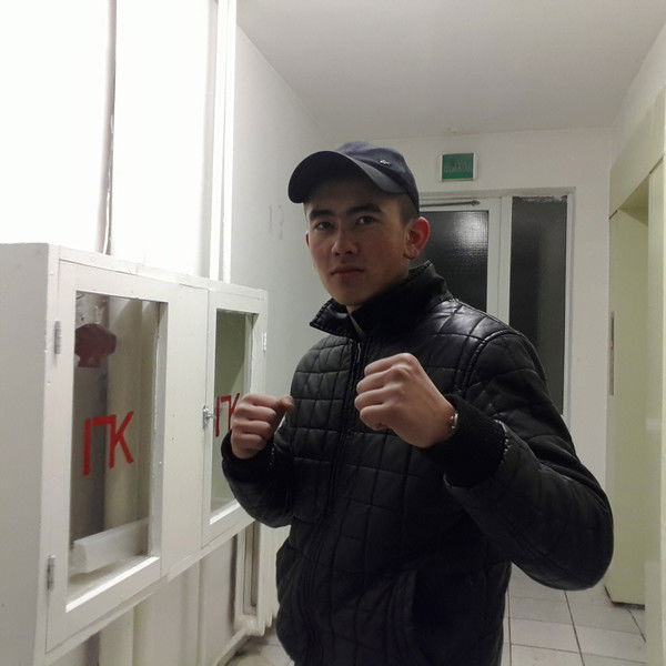 Султан Азенов