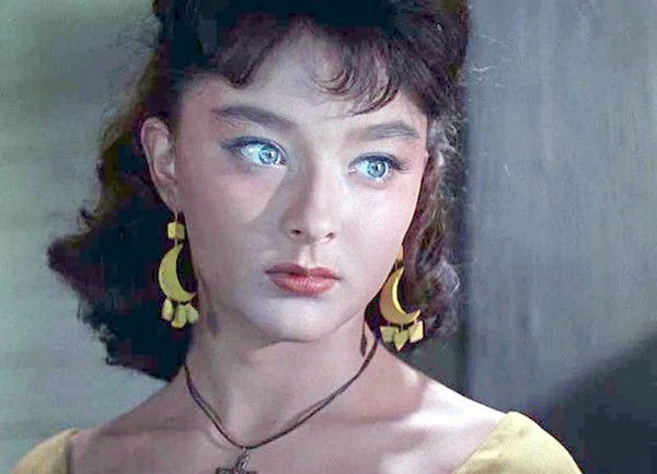 Маша Лескова