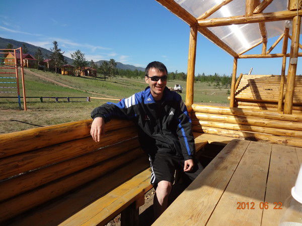 Сергей Акбаров