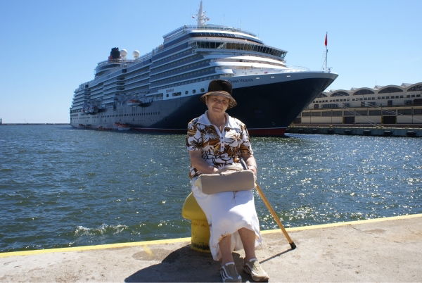 Любовь Комиссарова