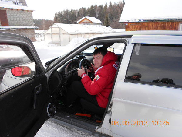 Артём Постников