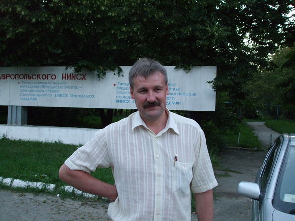 Сергей Момотов