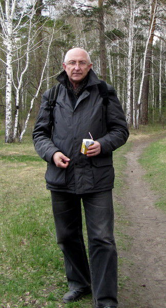 Александр Маслов