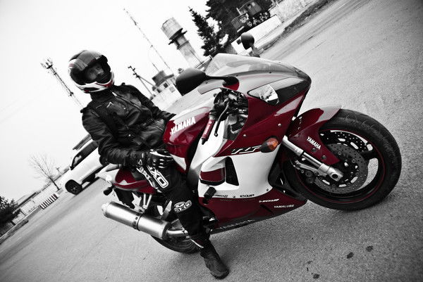 Александр Захаров