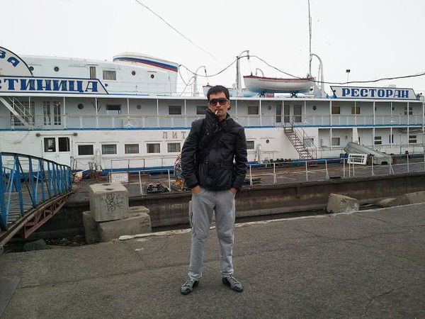 Сухроб Ашуров