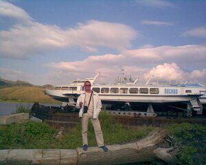 Андрей Фролов