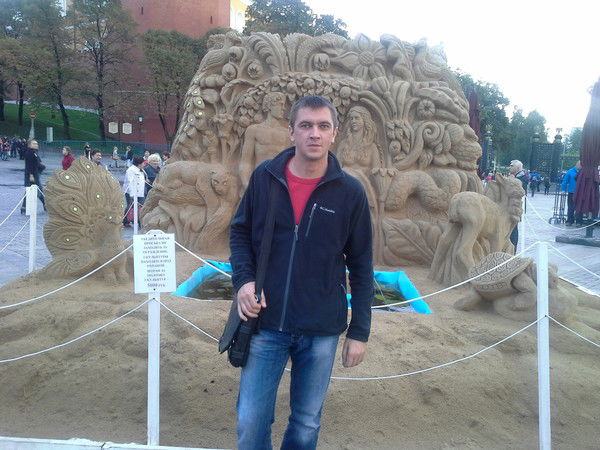 Евгений Белый