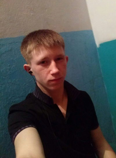 Александр Полуянов