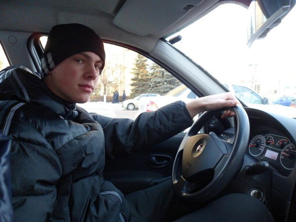 Павел Девин