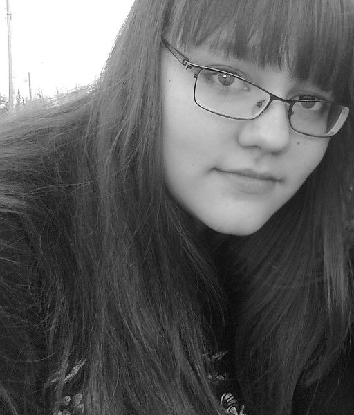 Оля Смелова