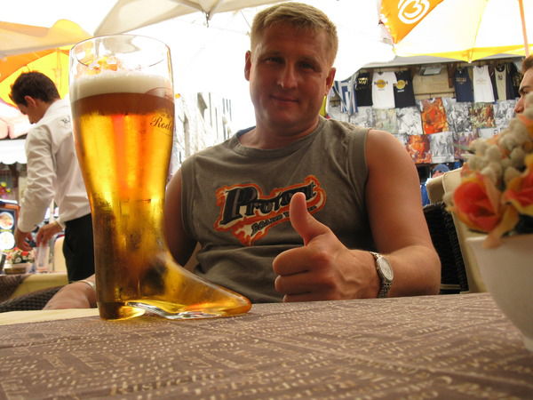 Иван Иванов