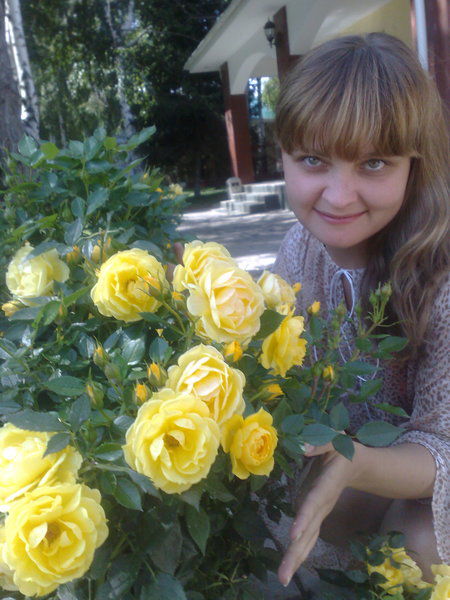 Юлия Хмелева