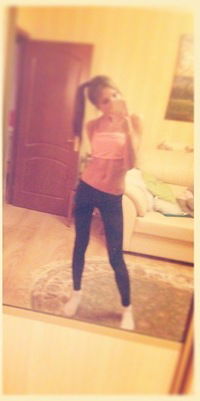 Яна Золотова