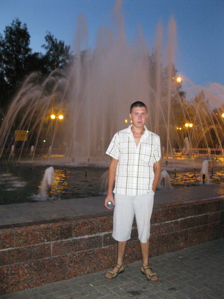 Александр Ларионов