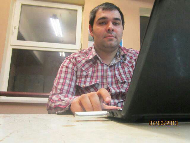 Икром Сафолов