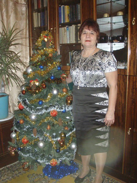 Елена Тихонова