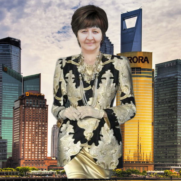 Лена Окунева