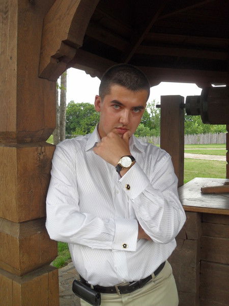 Александр Алексеенко