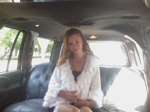 Юля Олейникова