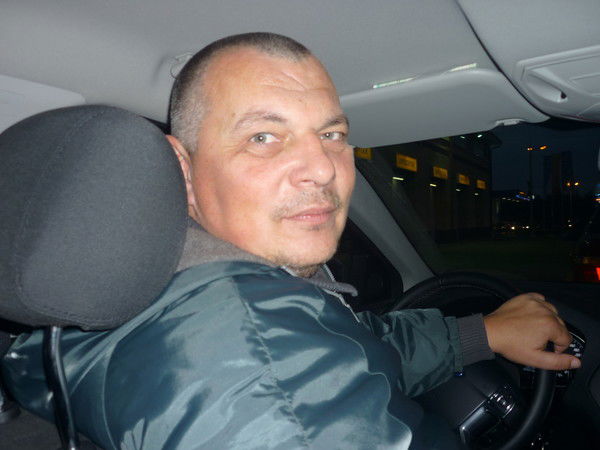 Игорь Ларин