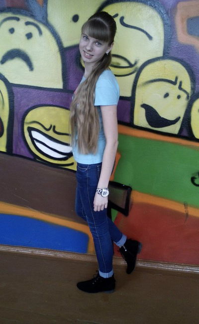 Алёна Межва