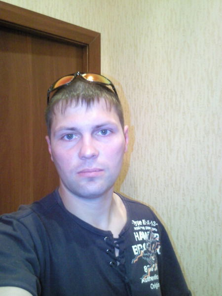 Денис Половинкин