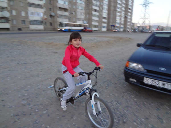 Адель Абенова