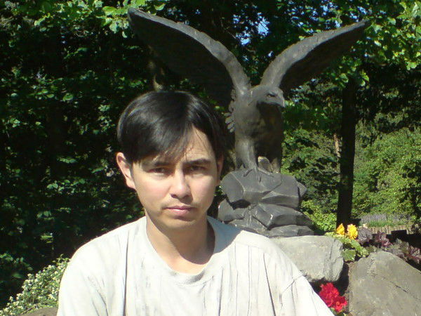 Олег Назаров