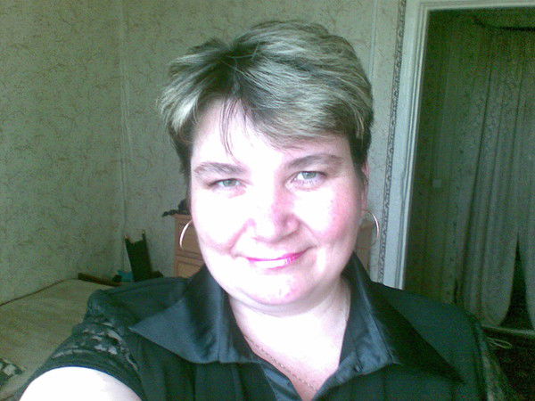 Валюша Толстова