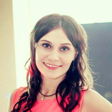 Алена Головкова