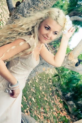 Елена Николаева