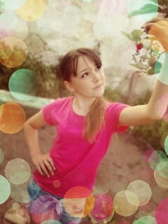 Илона....* В....*