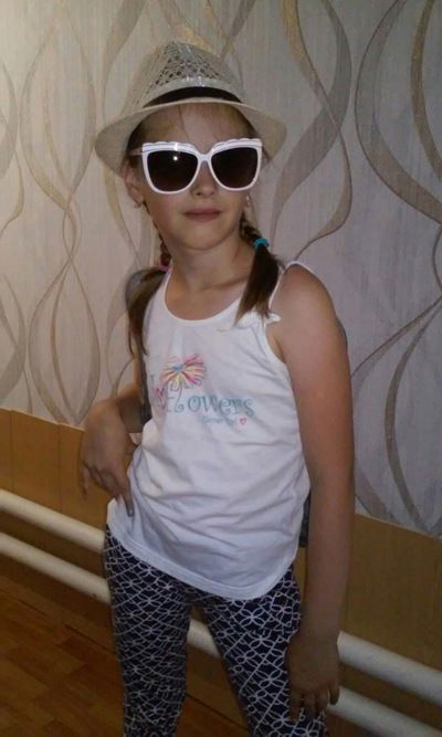 Лиза Калашникова